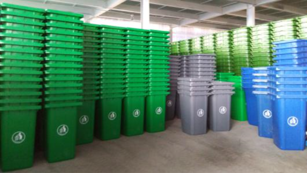 塑料垃圾桶
